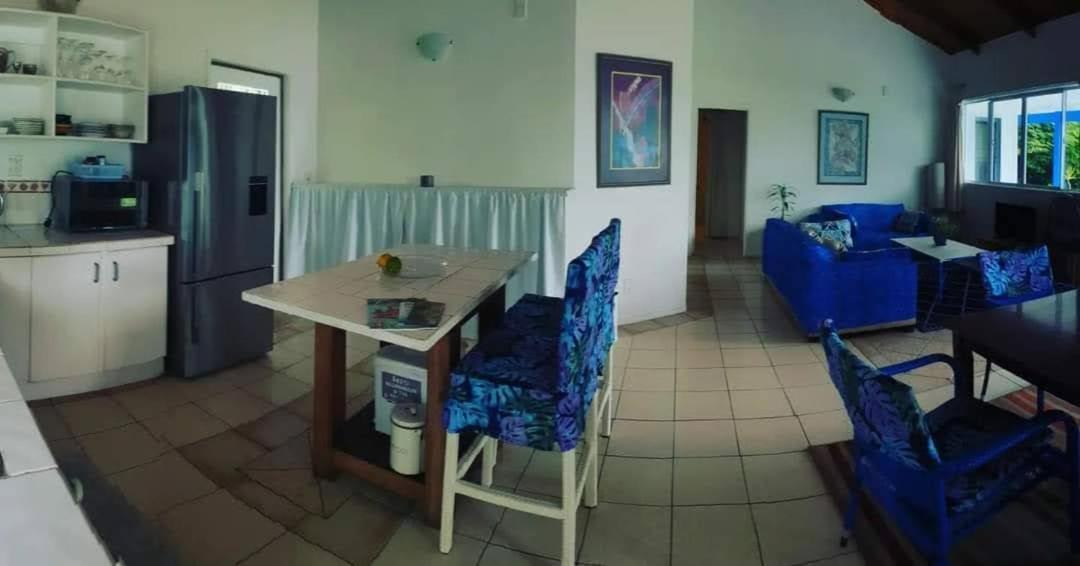 Are Tamareni 2Br Beach Cottage Or River Studio Avarua Room photo